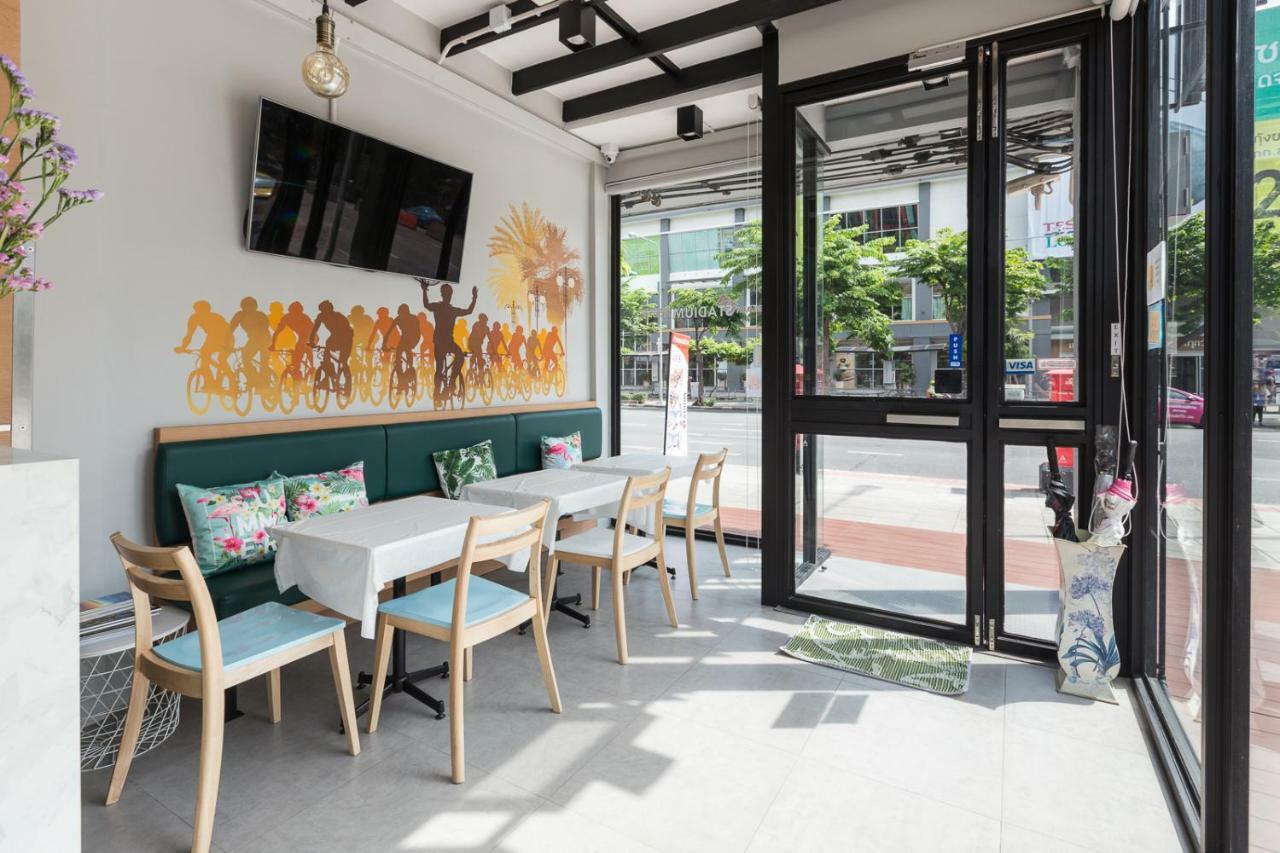 Siam Stadium Hostel Bangkok Zewnętrze zdjęcie